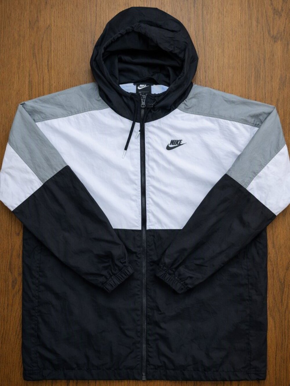 Nike Black, White & Gray Colorblock Hooded Windbreaker Vintage